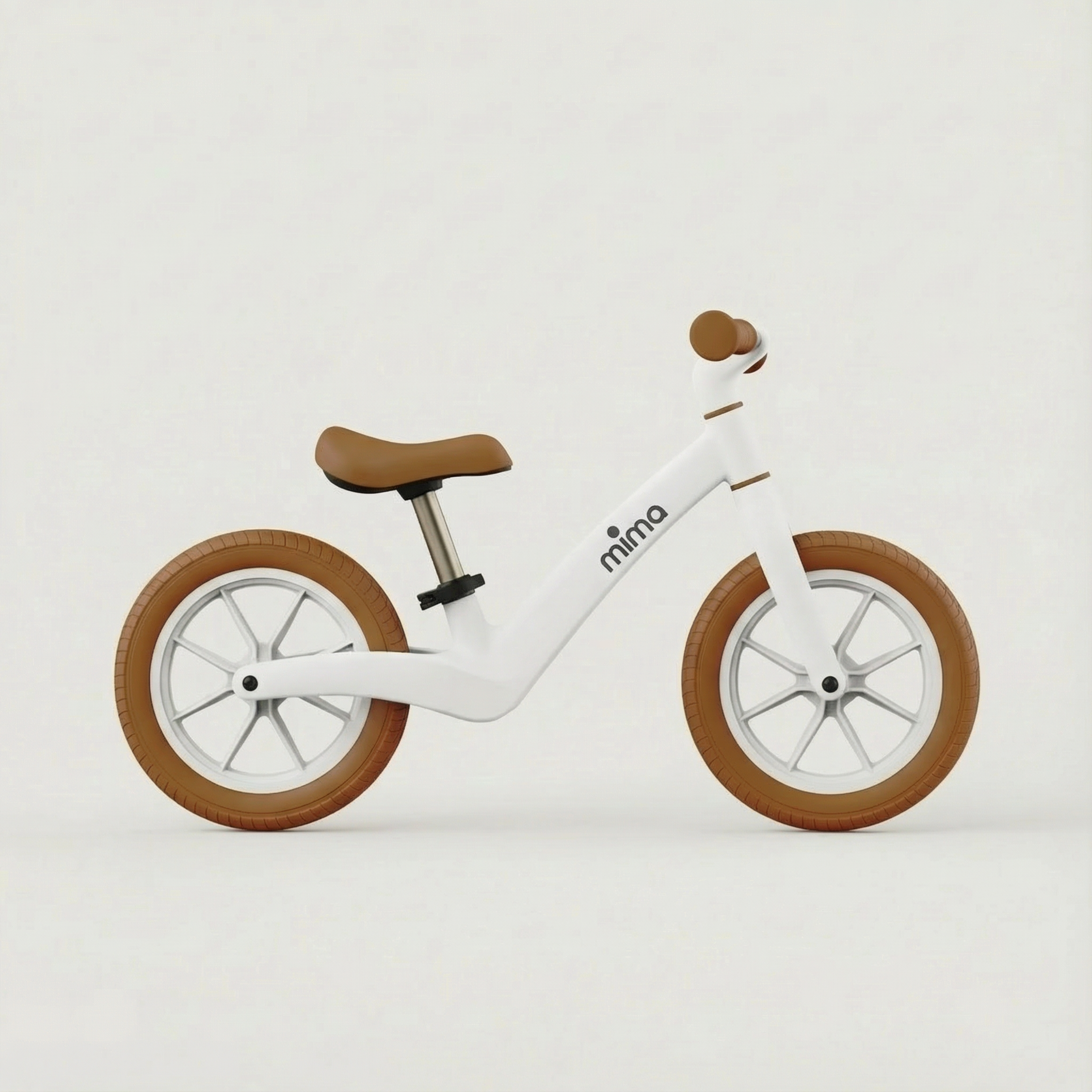 mima zoom lite balance bike in white, side view
